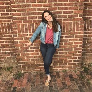 Meet your Posher, Isabel